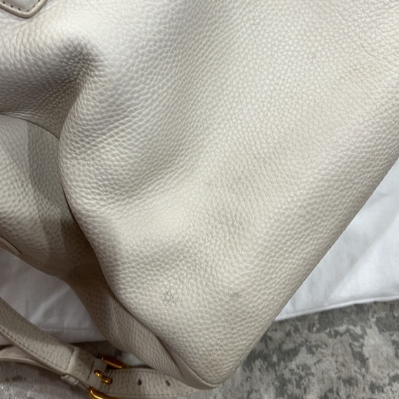 Prada bag - Picture 7 of 8